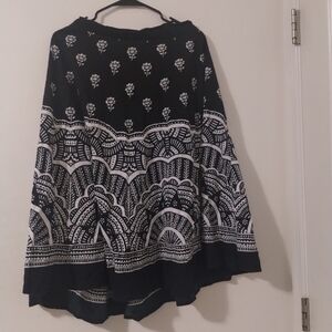 Studio West Black and White Floral A-Line Skirt